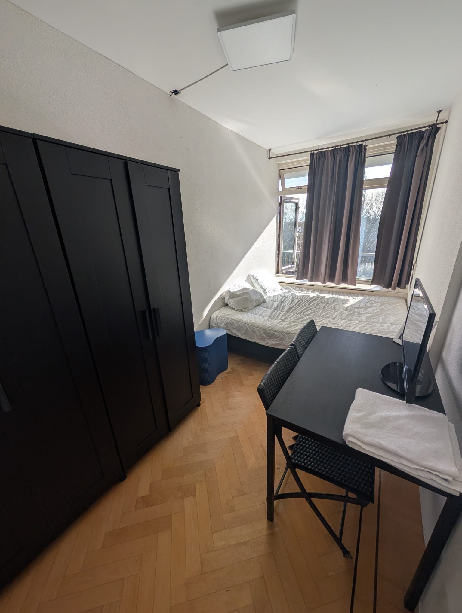 Furnished room with balcony access — Amsterdam Noord — photo 3